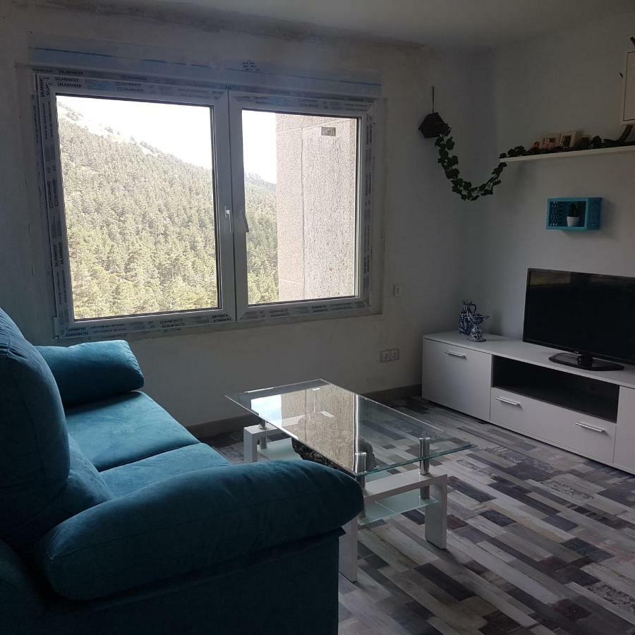 Estudio Romantico En Puerto De Navacerrada Cercedilla Exterior photo